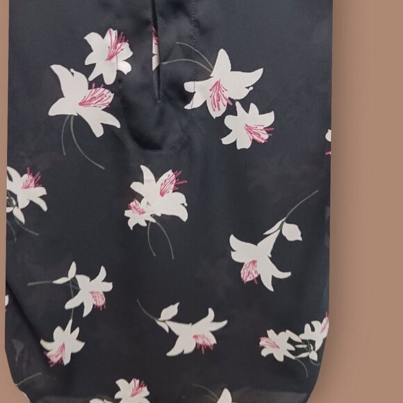 Lily White Womens Floral Blouse Size Small Floral Print blk & pink - Picture 8 of 8